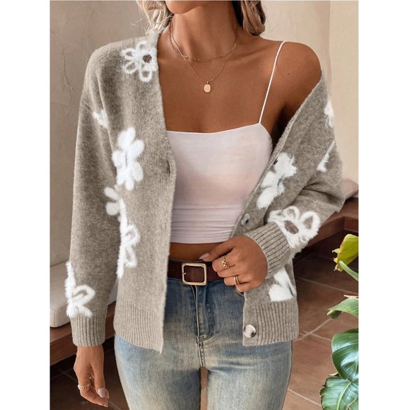 Khaki Cardigan Knit Flower Textured Button Front Fuzzy - Picture 5 of 8